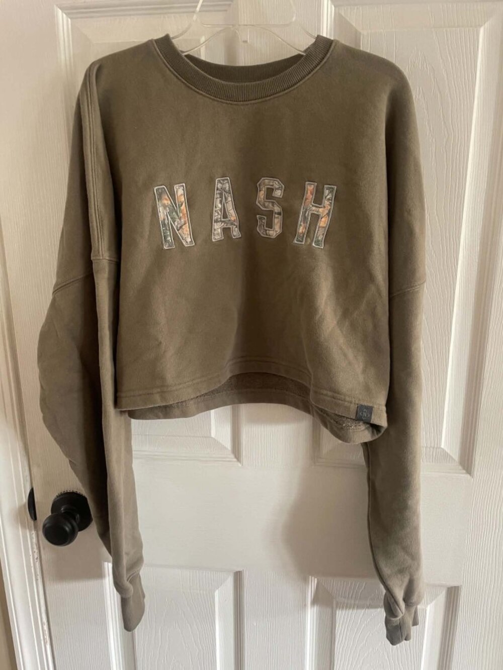 The Nash Collection Crop Sweatshirt Camo Women's Small S Camoflauge Like New